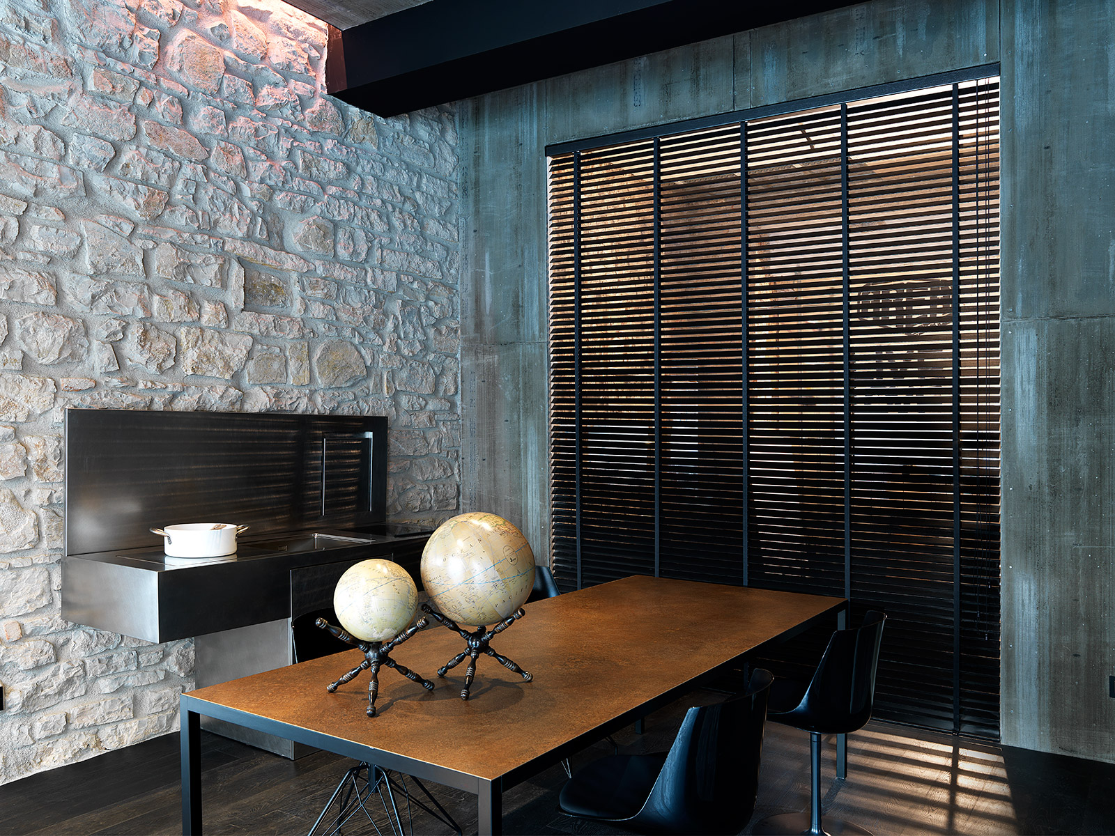 veneziane in legno monza